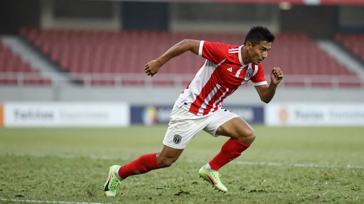 Guadalajara Chivas, segundo en la Liga MX con 14 puntos, recibe a Pumas en el Estadio Akron tras vencer 0-3 a Atlético...