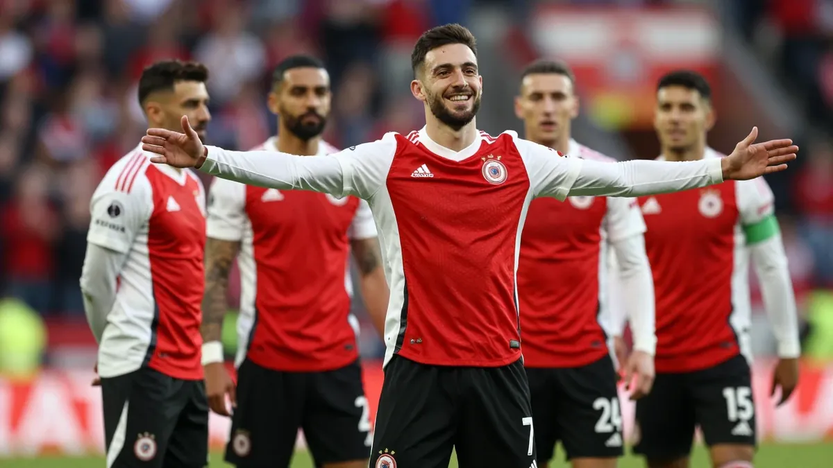 Chivas Breaks Goal Drought with Penalty in VAR Review