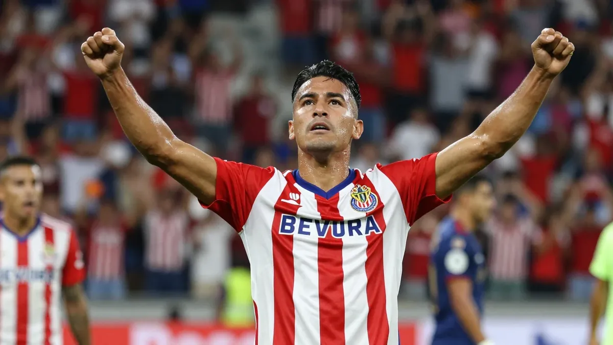 El Guadalajara Chivas, cuarto en la Liga MX, visita al Pachuca buscando extender su racha de cinco victorias consecutivas...