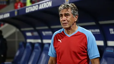 Armando González, delantero del Guadalajara, se traslada al Olympiacos de Grecia tras una venta de 12 millones de dólares...