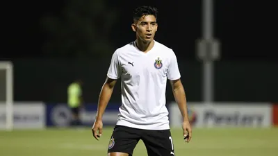 El Guadalajara Chivas cuenta con una plantilla amplia de 26 jugadores, ofreciendo múltiples alternativas en cada línea al...