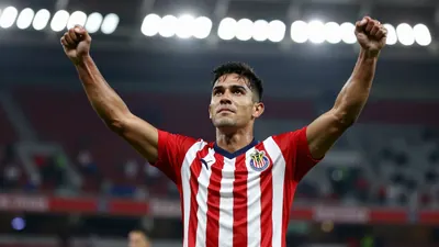 Guadalajara Chivas derrotó 5-2 a Club Tijuana en el Estadio Akron, consolidando su cuarta posición en la tabla del...