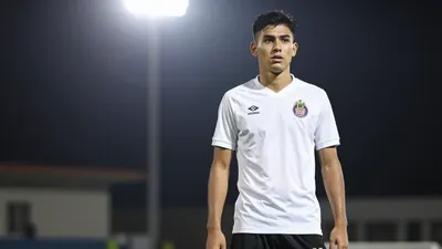 El Guadalajara Chivas recibe al Club Tijuana este sábado en el Estadio AKRON buscando sumar tres puntos para seguir...